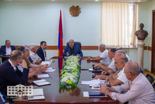 Տավուշի մարզպետ Հայկ Ղալումյանն աշխատանքային խորհրդակցություն է անցկացրել Տավուշի մարզպետ Հայկ Ղալումյանն աշխատանքային խորհրդակցություն է անցկացրել