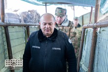 ՀՀ Տավուշի մարզպետ Հայկ Ղալումյանն Ամանորի և Սուրբ Ծննդյան տոներին ընդառաջ այցելել է ՀՀ հյուսիսարևելյան սահմանագոտում տեղակայված մարտական հենակետեր