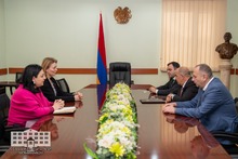 ՀՀ Տավուշի մարզպետ Հայկ Ղալումյանն ընդունել է Հայաստանում Նիդերլանդների արտակարգ և լիազոր դեսպան տիկին Մարիկե Մոնրոյ-Վինթերին