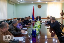 Աշխատանքային խորհրդակցություն համայնքներիի ղեկավարների հետ 