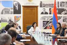 ԿԳՄՍ նախարար Ժաննա Անդրեասյանը հանդիպել է ՀՀ մարզպետների աշխատակազմերի՝ կրթության ոլորտը համակարգող պատասխանատուների հետ
