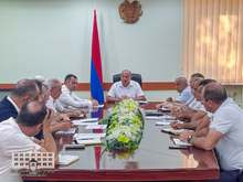 Այսօր Տավուշի մարզպետ Հայկ Ղալումյանն անցկացրել է աշխատանքային խորհրդակցություն